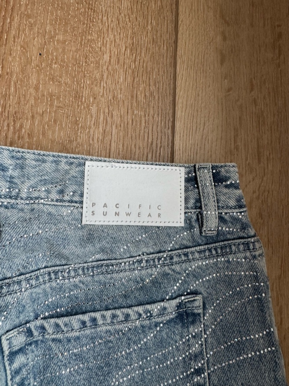 Pacsun Casey Low Rise Baggy Jeans Zebra Rhinestone Light Indigo size 25 (size 2) - Picture 11 of 11